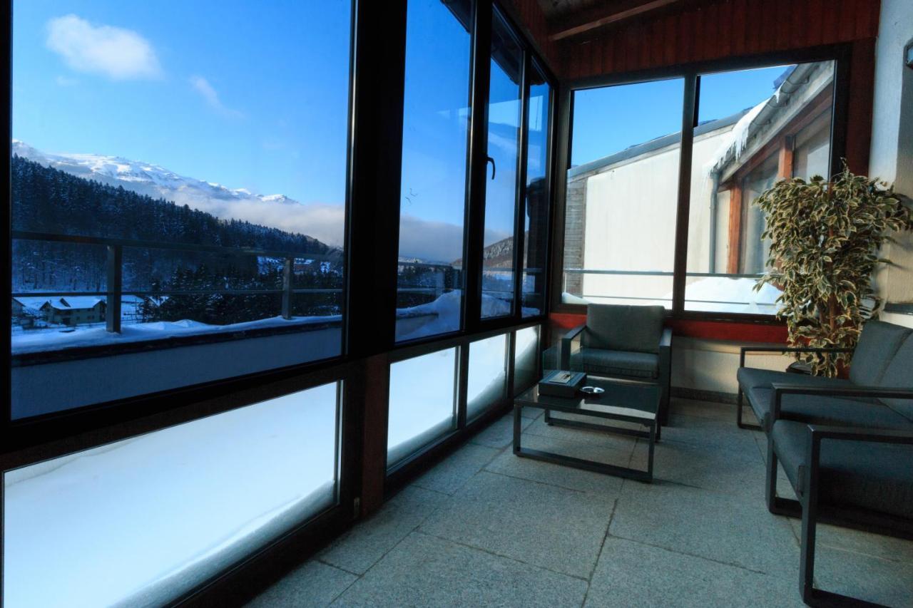 Best View Ap With Parking And 2 Bathrooms Σινάια Εξωτερικό φωτογραφία