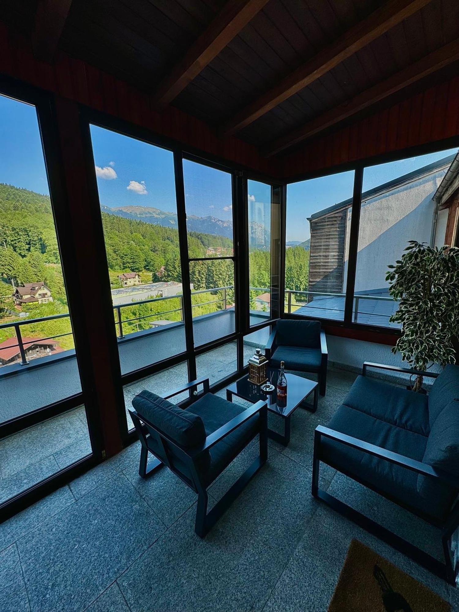 Best View Ap With Parking And 2 Bathrooms Σινάια Εξωτερικό φωτογραφία